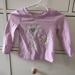 💓 MUST GO FALL FINAL SALE 💓 GUC purple snowflake 12m cat & Jack long sleeve tee